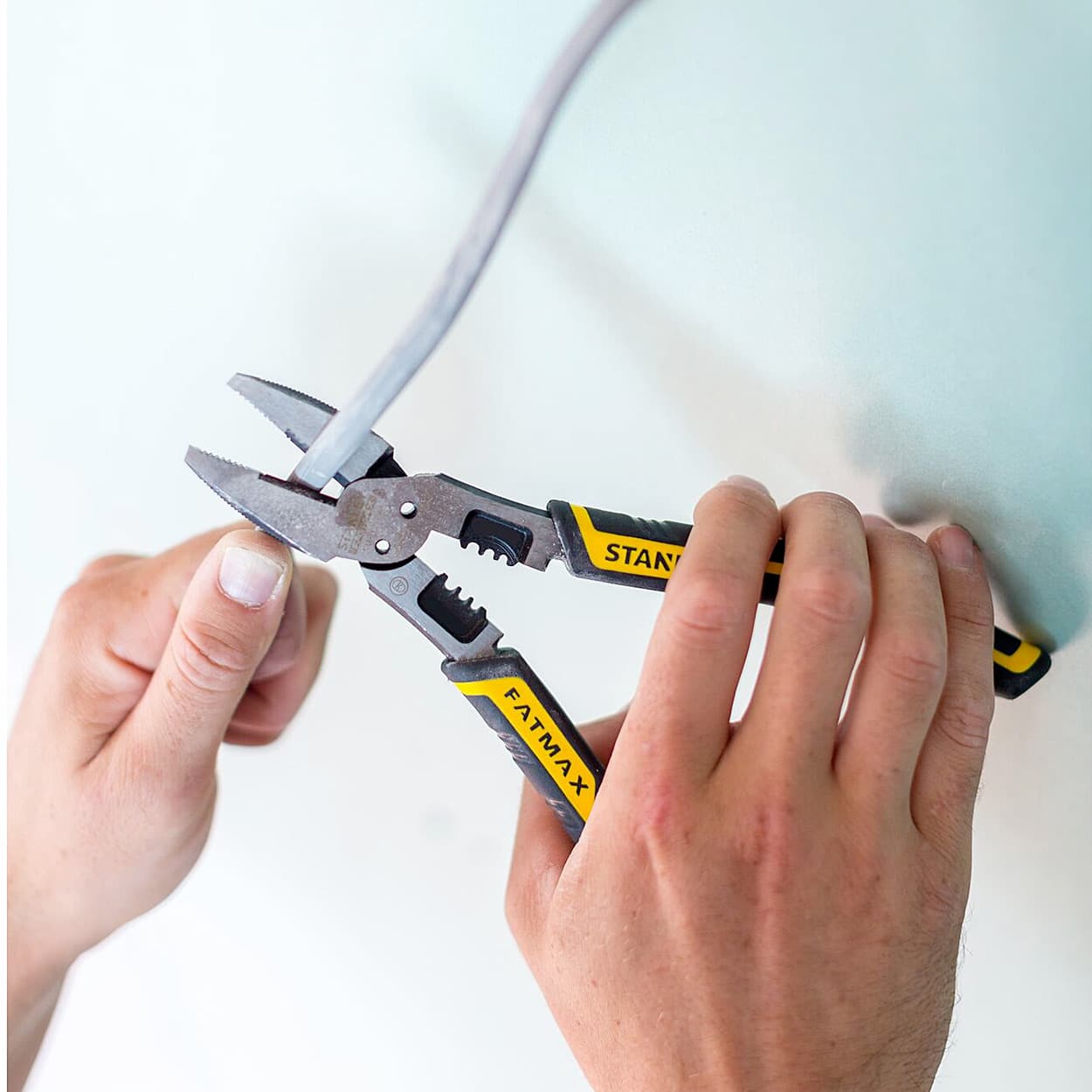 Stanley 8 inch / 200 mm Fatmax Multiuse 6-In-1 Universal Plier, FMHT0-75469 — view 6