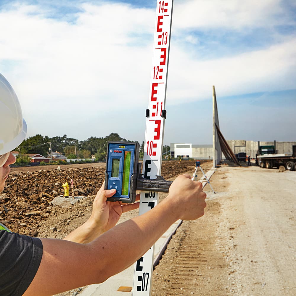 Bosch 300 Mtr Professional Laser Receiver For Quick & Easy Levelling, LR 45 — view 6