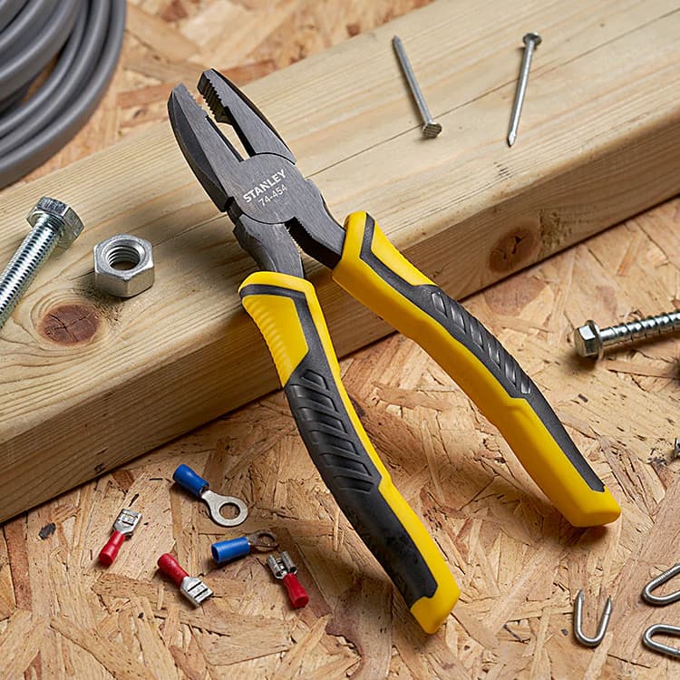 Stanley 7 inch / 180 mm Dynagrip Combination Plier, STHT0-74454 — view 6