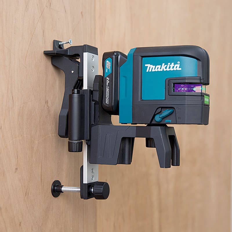 Makita 12V max CXT Li-Ion Rechargeable Green 4-Point Cross Line Laser (Bare Tool), SK106GDZ — view 2