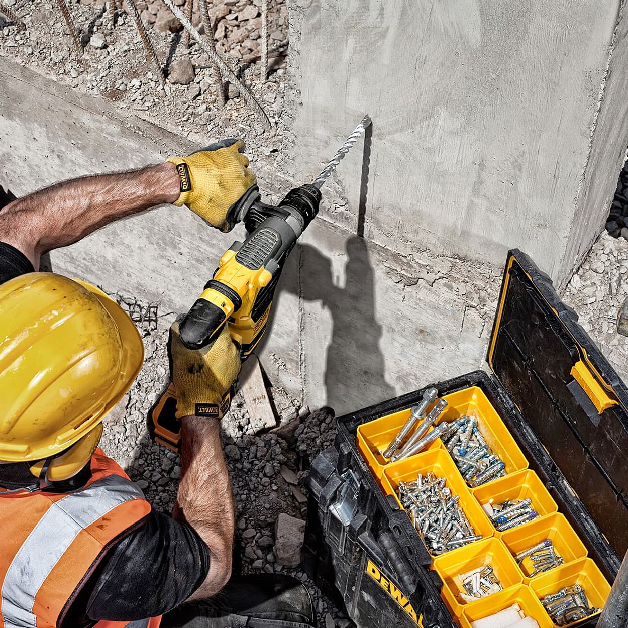 Dewalt 10 x 110 mm Extreme SDS Plus 2 Cutter Drill Bit, DT9539-QZ — view 3